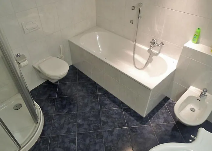 Blair Kreuzgasse 14 6-bettwohnung By Interhome Apartament